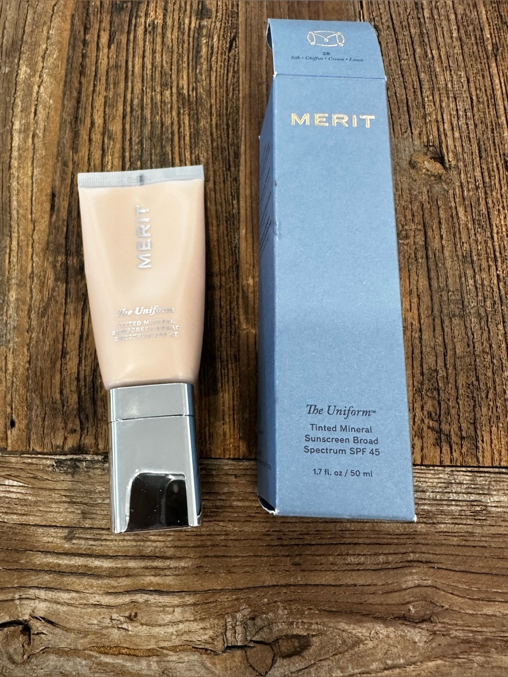 Merit The Uniform Tinted Mineral Sunscreen SPF 45 - Light Blue - Picture 4 of 5